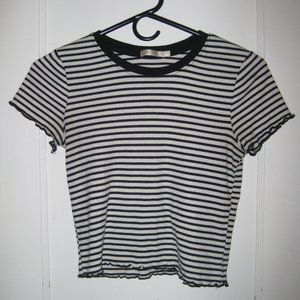 Cropped Tee